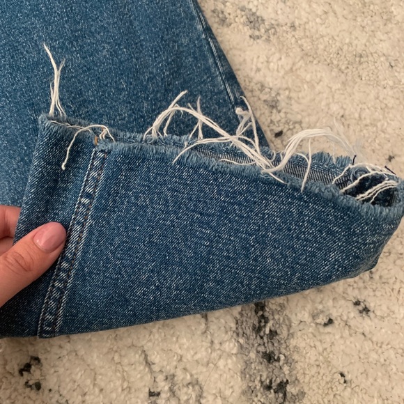 ABERCROMBIE CROPPED ACID WASH JEANS - Picture 7 of 7